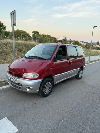Nissan Serena 1998