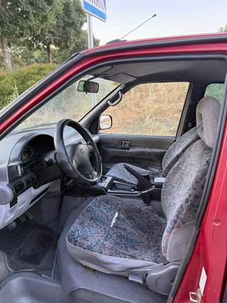 Nissan Serena 1998