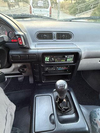Nissan Serena 1998