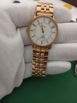 Reloj Longines Dorado Presence