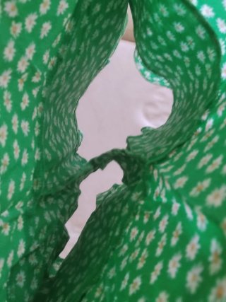 2 Faldas cortas estampadas (verde y morado)