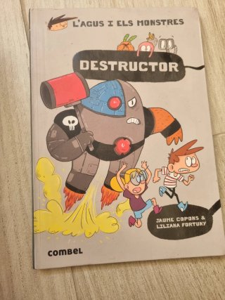 Libro Agus i els Monstres