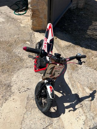 Mecatecno Mini moto eléctrica GASGAS roja y blanca
