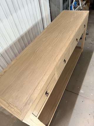 Consola de madera maciza nueva