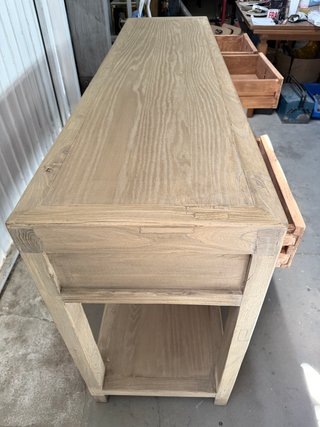Consola de madera maciza nueva