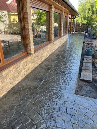 Hormigon impreso, fratasado y mantenimiento