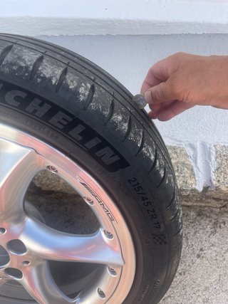 Juego de ruedas y llantas de Mercedes