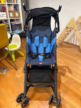Carrito de bebé GB plegable, utilizado 2 o 3 veces
