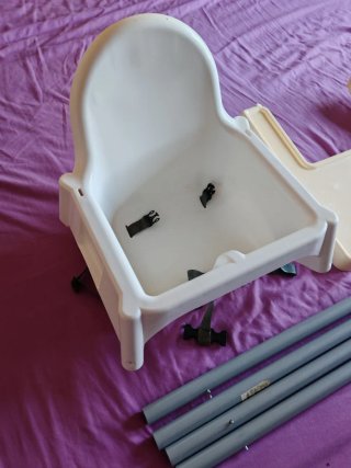 Trona IKEA Antilop con bandeja y patas