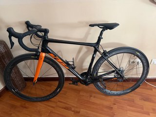 Bicicleta KTM Revelator 4000 Carbon