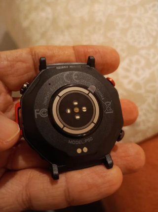 Reloj Smartwatch Inteligente Negro y Rojo