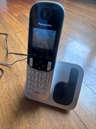 Teléfono Inalámbrico Panasonic KX-TGC210SP