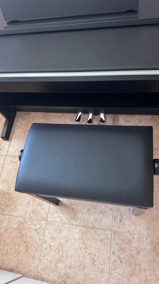Piano Digital Yamaha YDP-142B