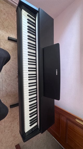 Piano Digital Yamaha YDP-142B