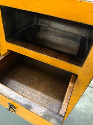 Consola de madera maciza lacada NUEVA