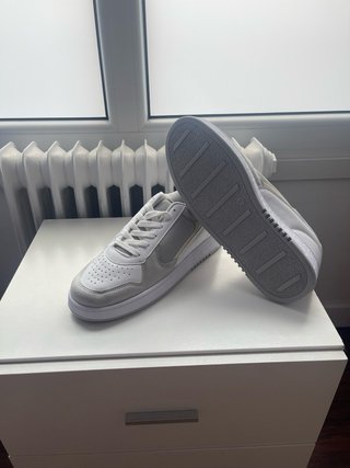 Zapatillas Nike Air Force Grises y Blancas