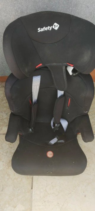 Silleta de coche Safety 1st negra