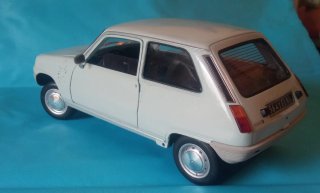 Maqueta Renault 5 Escala 1:18