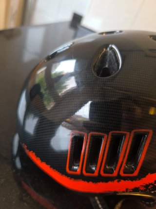 Casco infantil SkateWiz con hebilla magnética