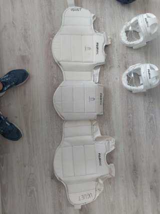 Guantes y protectores Karate Kyokushinkai