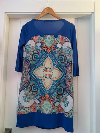 Vestido estampado manga tres cuartos
