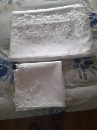 Juego de sábanas de raso rosa y blanco