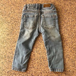 Pantalón vaquero niña