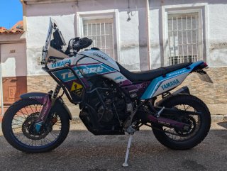 Yamaha Ténéré 700 con extras