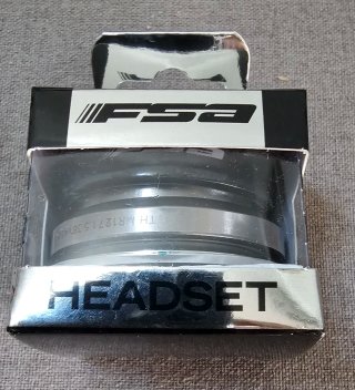 Dirección FSA Integrada 1-1/8-1.5 Carbono para MTB