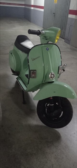 Vespa primavera PKS 125cc Verde