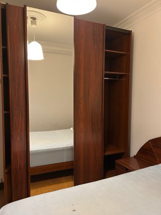 Armario grande madera con espejo
