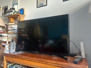 TV Samsung 32 + Fire TV Stick