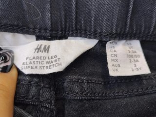 Pantalón H&M negro niña 98cm