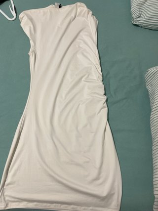 Vestidos en buen estado nunca usados
