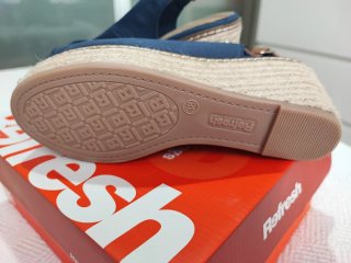 Sandalias Refresh Mujer Azul y Marrón