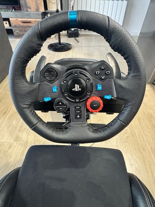 Playseat Evolution Alcántara + Logitech G29