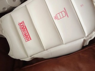 Protecciones Karate Kumite (Casco, Guantes, Peto)