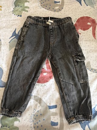 Pantalones vaqueros cargo niño 3 años