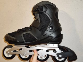 Patines en línea negros