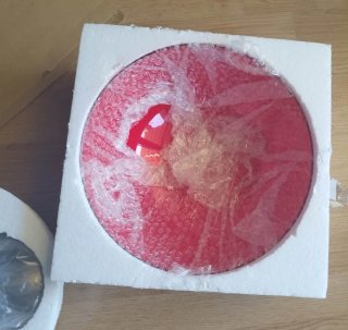 Lámpara colgante roja de metacrilato