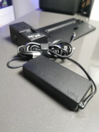 Lenovo ThinkPad Ultra Docking Station 40AJ