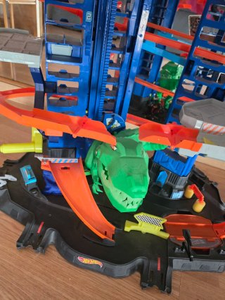 Circuito Hot Wheels Ultimate Garage