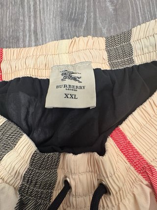 Pantalón corto Burberry cuadros