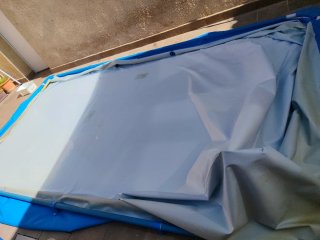 Piscina hinchable 4x2.11m parcheada..no envio