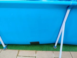 Piscina hinchable 4x2.11m parcheada..no envio