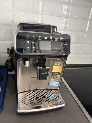 Cafetera Philips LatteGo 5400