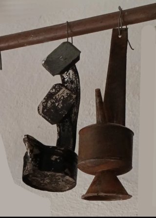 Candiles lámparas de aceite antiguos