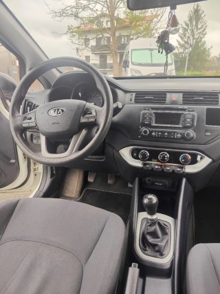KIA Rio 2012