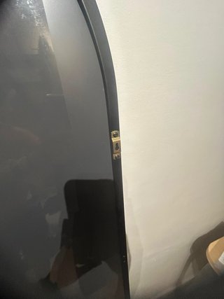 Espejo en arco de cuerpo entero con marco negro