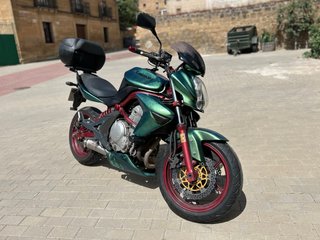 Kawasaki ER6N Verde y Roja A2